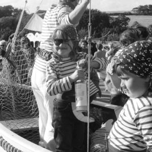 children on pirate float