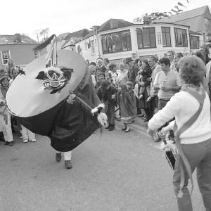 Old Oss being teased