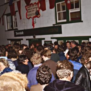 Crowds outside the Golden Lion