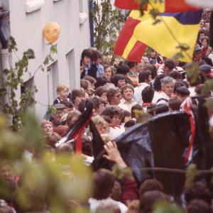 Old Oss party dancing on Lanadwell Street 