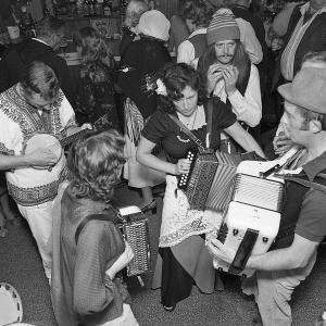 Merrymakers musicians in pub