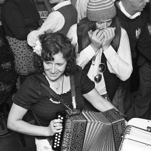Merrymakers musicians in pub