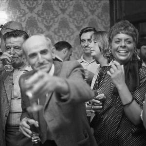 People singing in The Ship Hotel