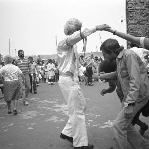 People dancing