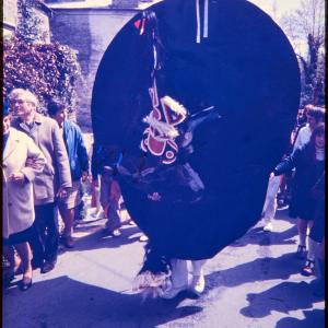 Old Oss and people walking away from Prideaux Place