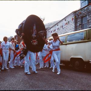 Woman teases Old Oss