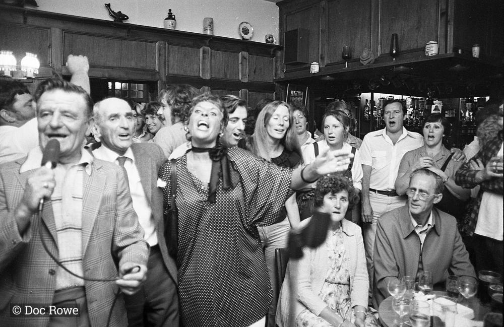 People singing in The Ship pub