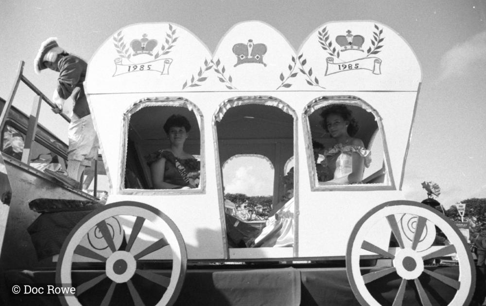 carriage float