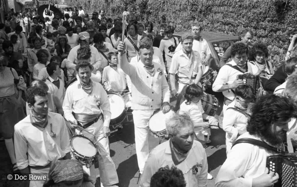 musicians in procession