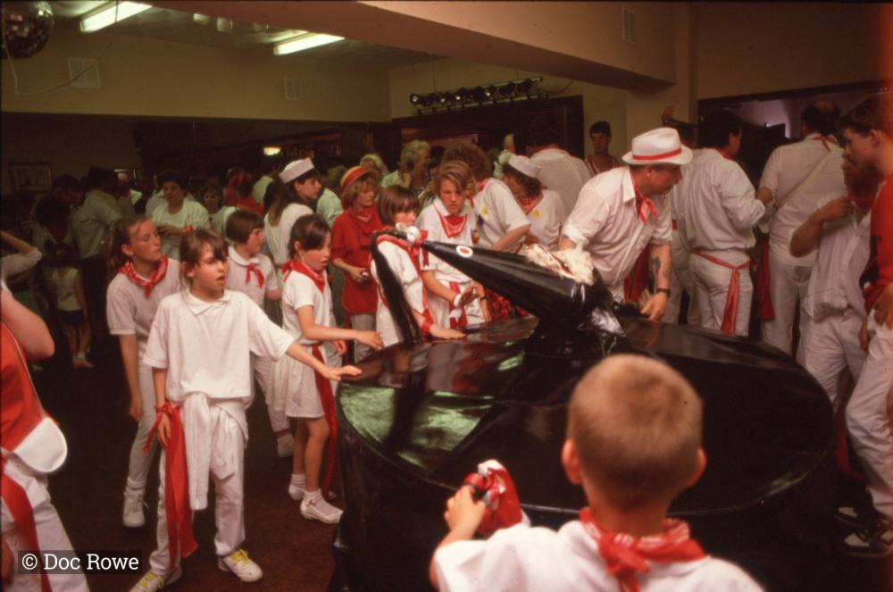 Children's Oss