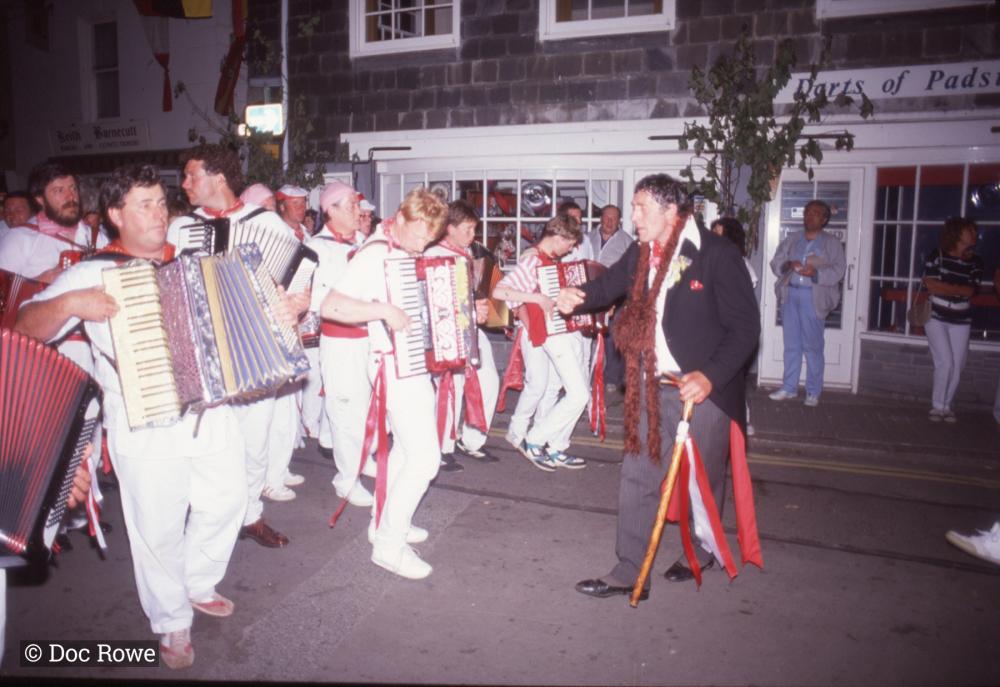 Old Oss Master of Ceremonies