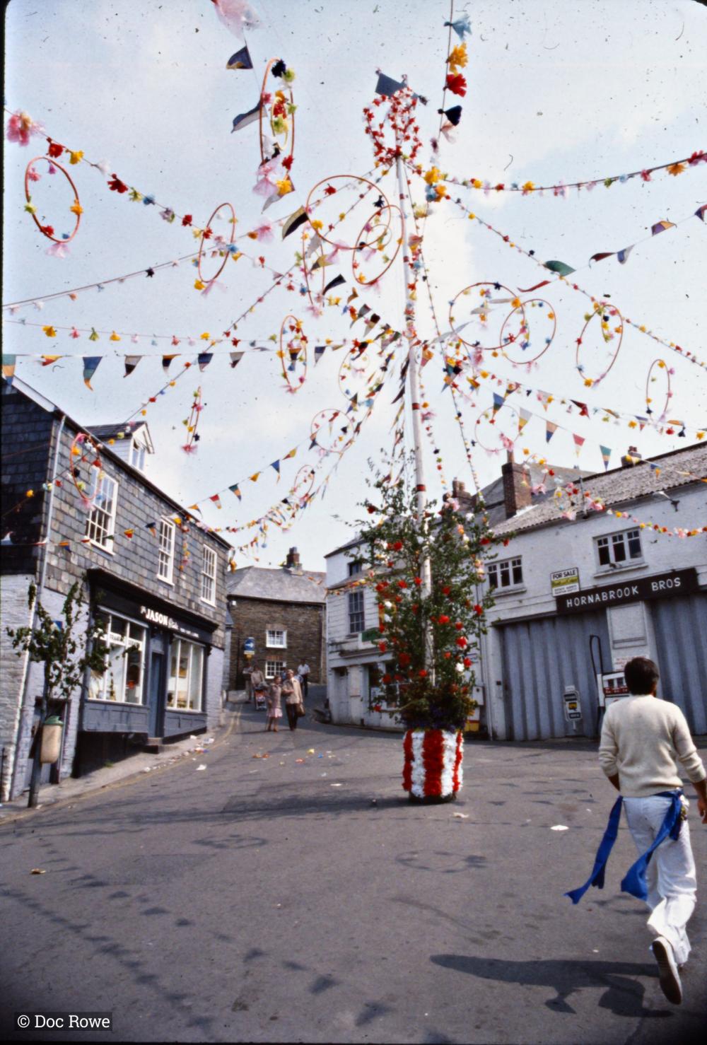 Maypole