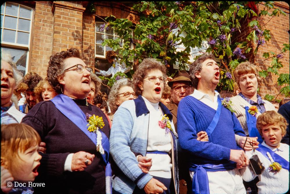 Blue Ribbon party singing