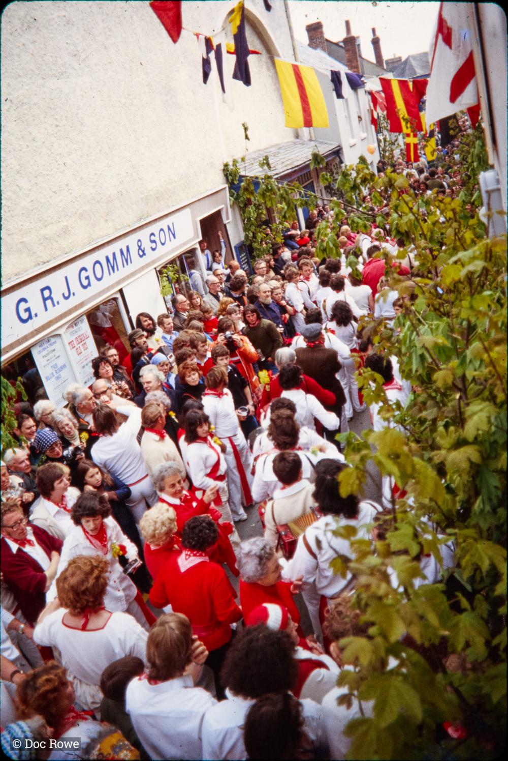 Crowded Lanadwell Street