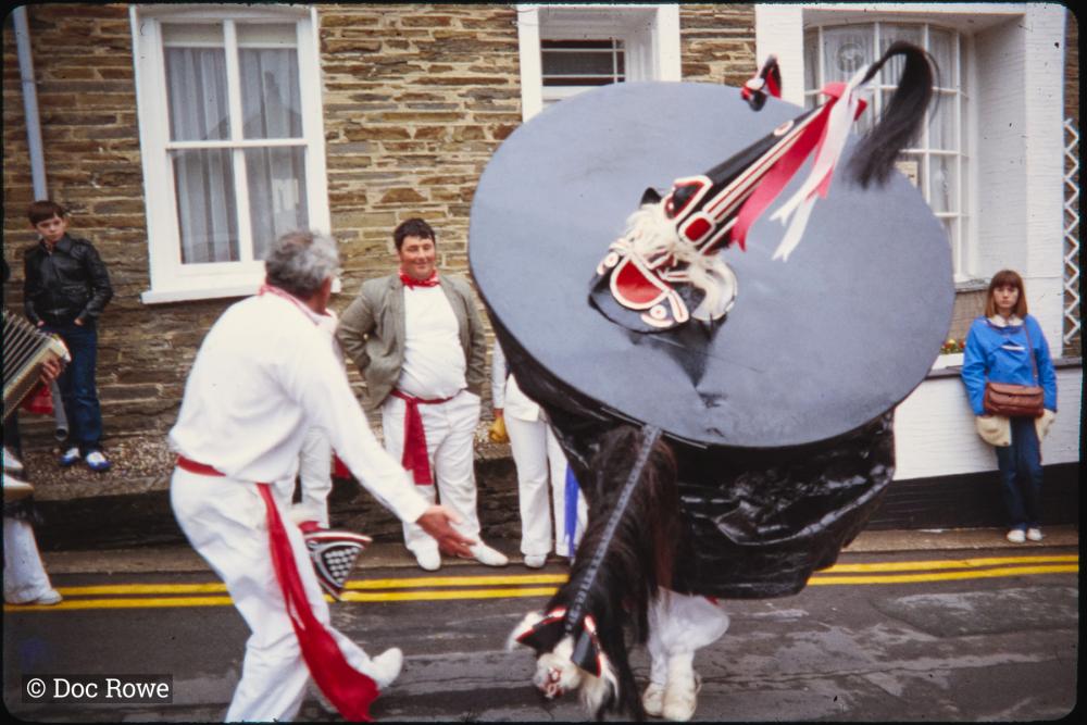 Man teasing the Old Oss in road