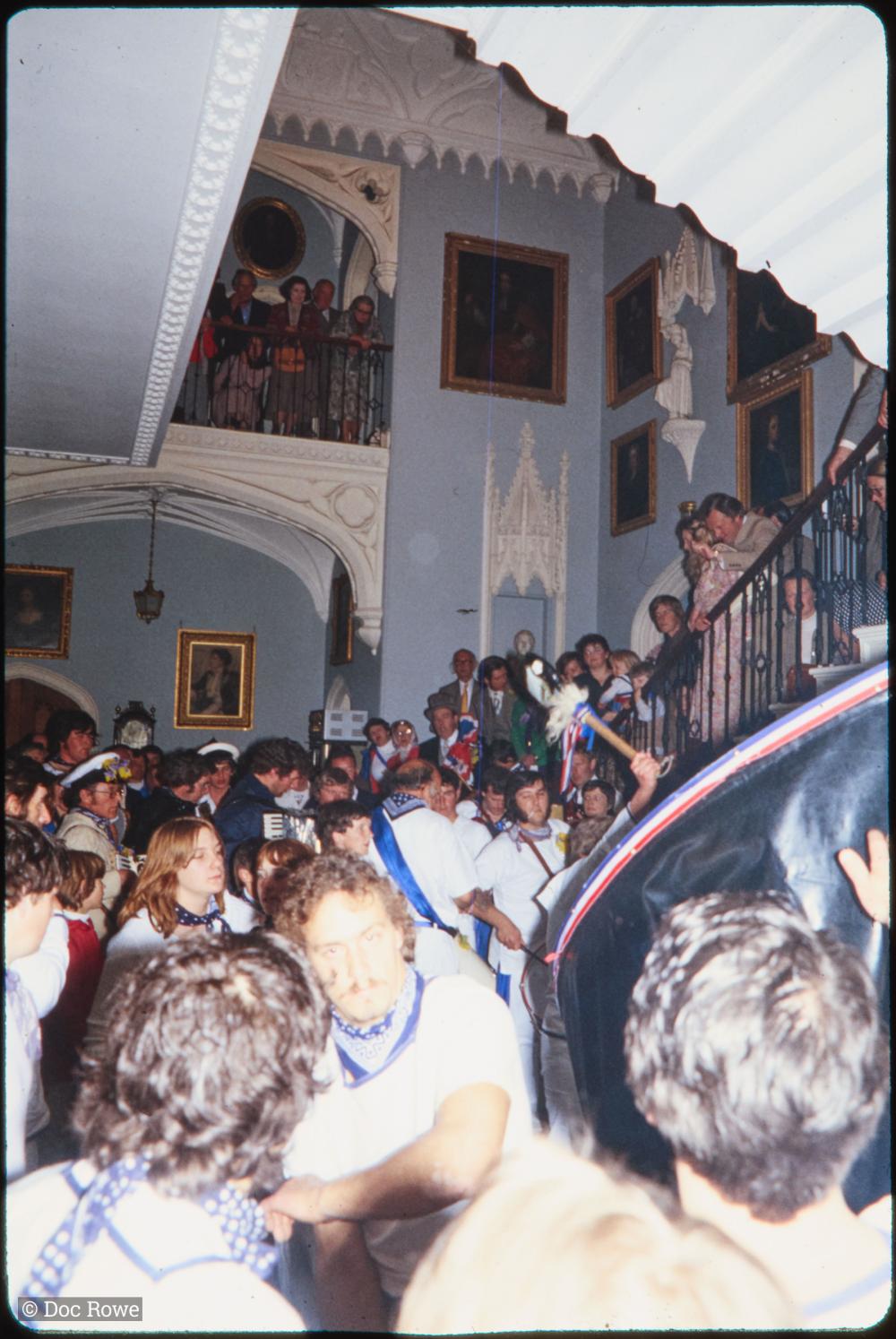 Blue Ribbon band, Teaser and Oss in stairwell of Prideaux Place