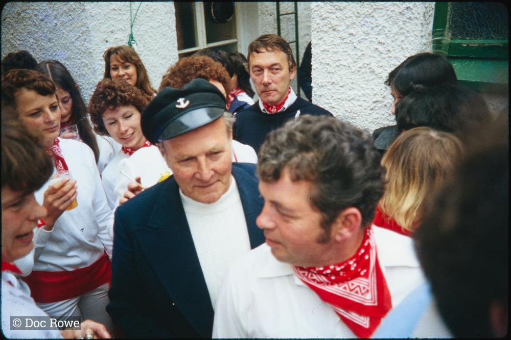 People from Old Oss party