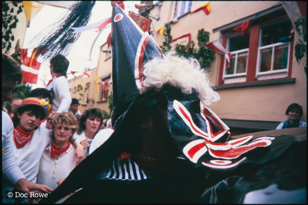 Old Oss hat close up in street