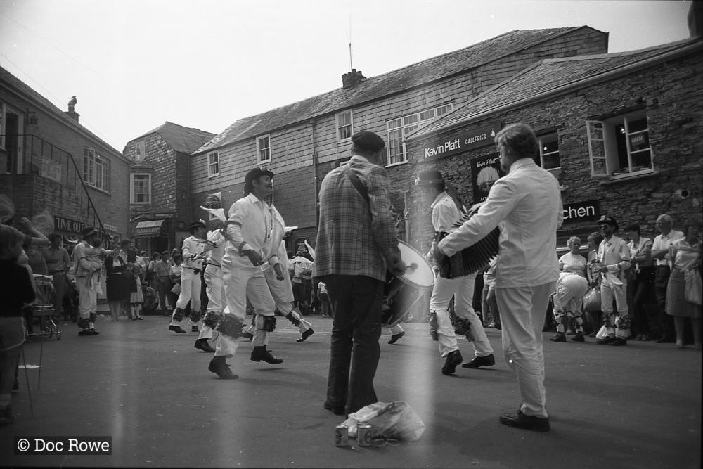 Bampton Morris Dancers 4
