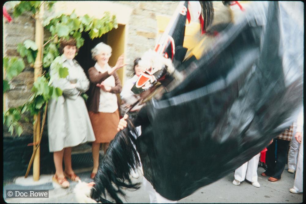 Old Oss in motion